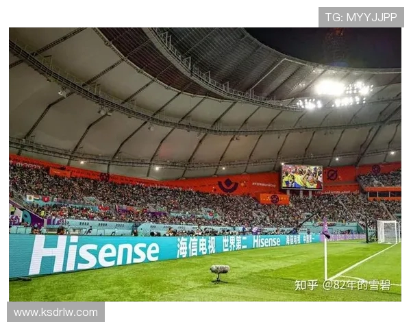 世俱杯赛场广告赞助盘点，品牌与足球的深度绑定