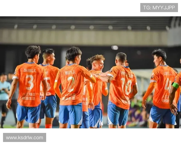 中超联赛足球外围：探讨中超联赛的外围竞猜与博彩活动。